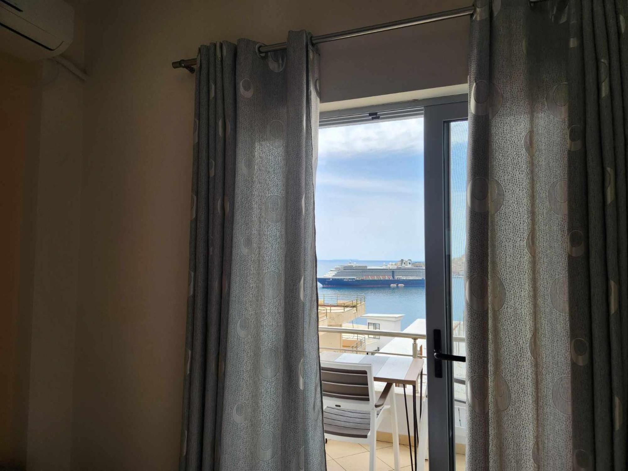 Bill's Sarande