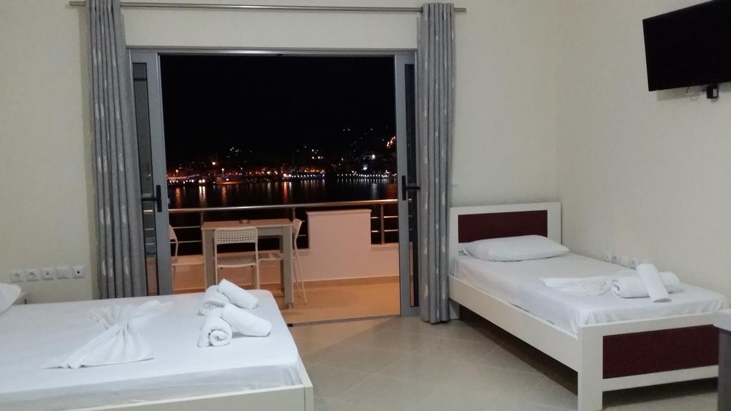 Bill's Sarande